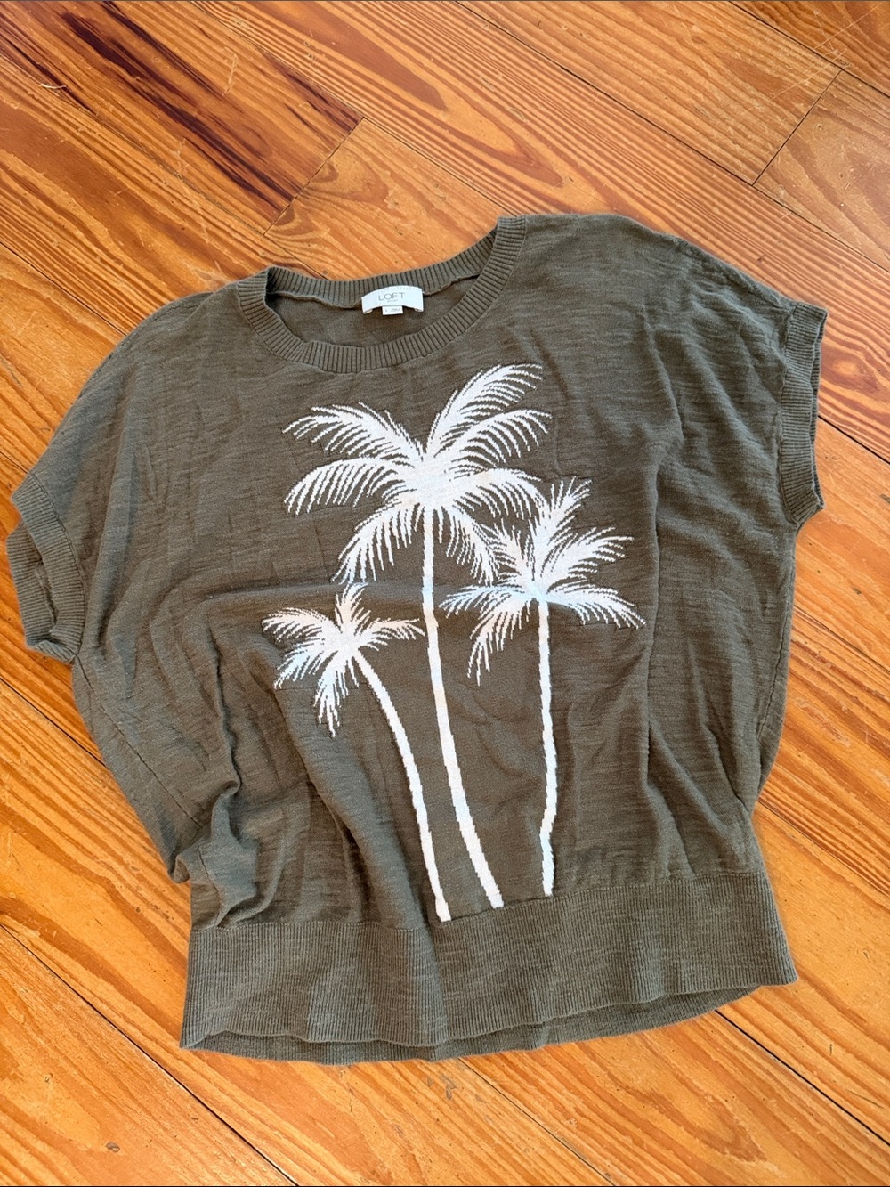 LOFT Olive Palm Tree Short Sleeve Knit Top